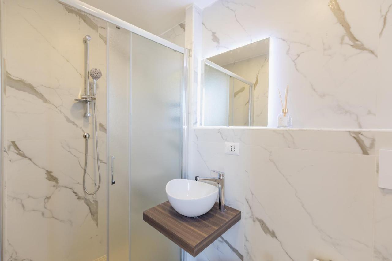 Blu Parthenope Suites Napoli Eksteriør billede