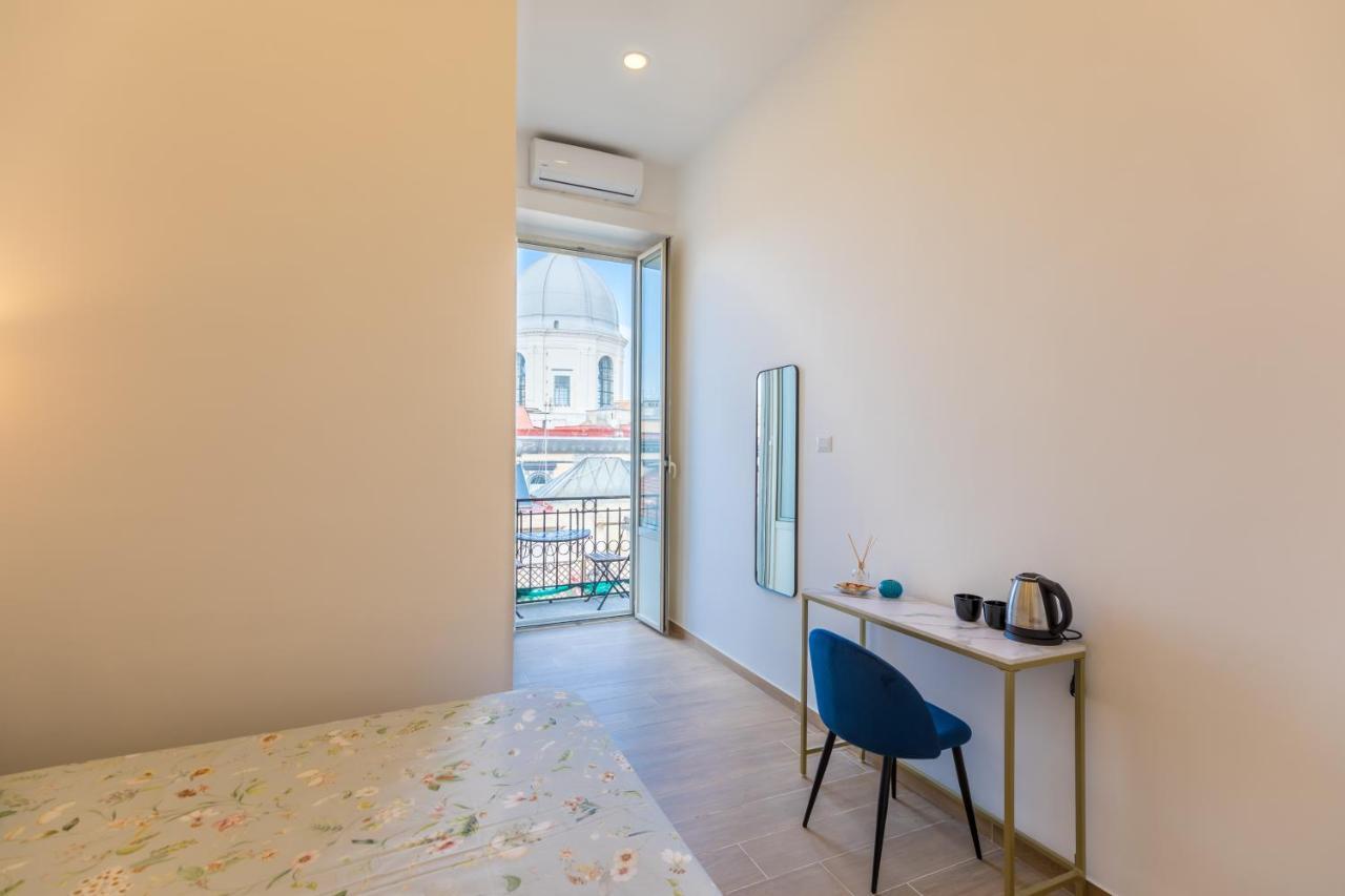 Blu Parthenope Suites Napoli Eksteriør billede