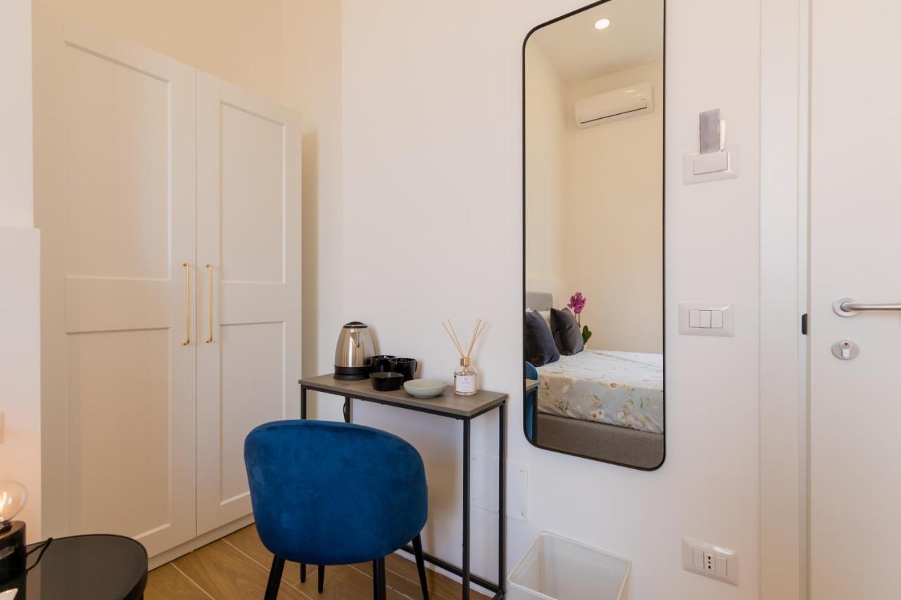 Blu Parthenope Suites Napoli Eksteriør billede