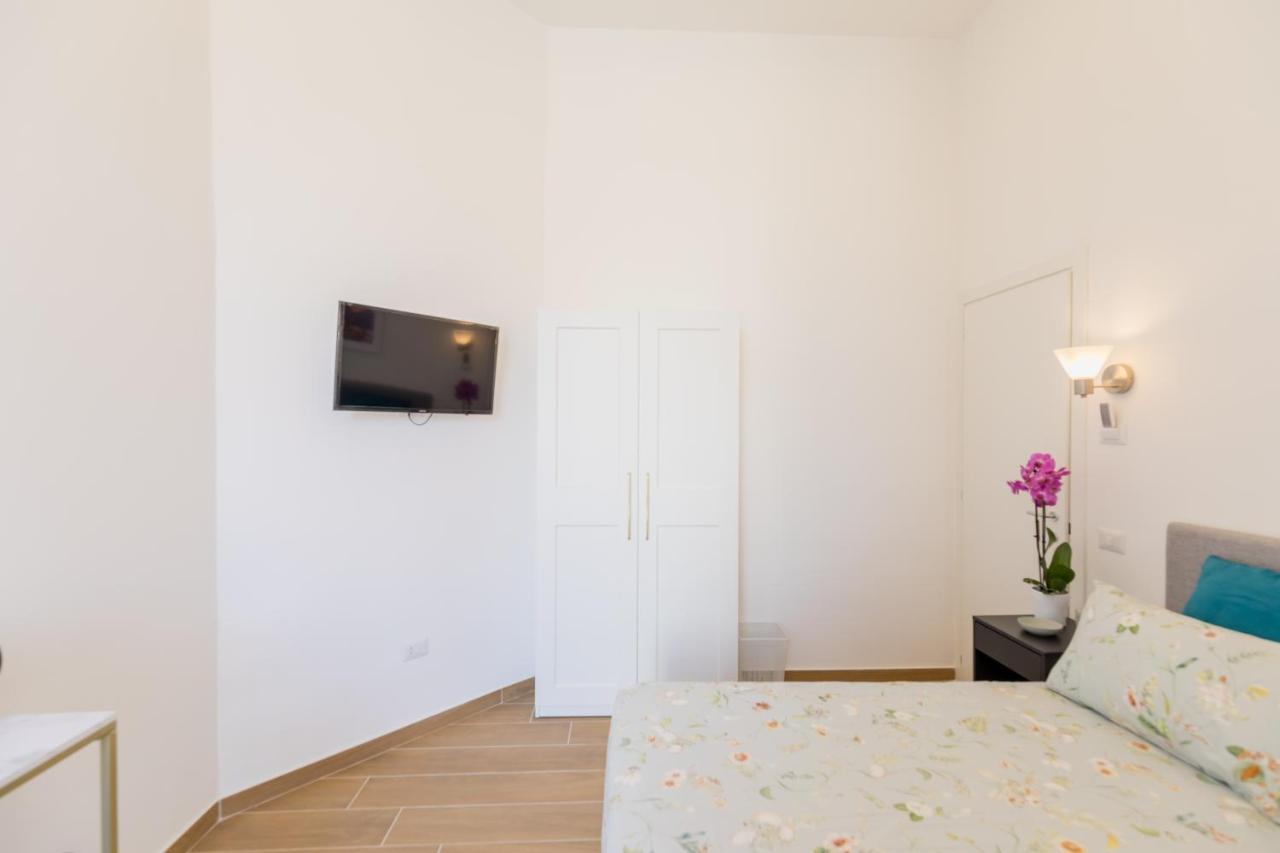 Blu Parthenope Suites Napoli Eksteriør billede