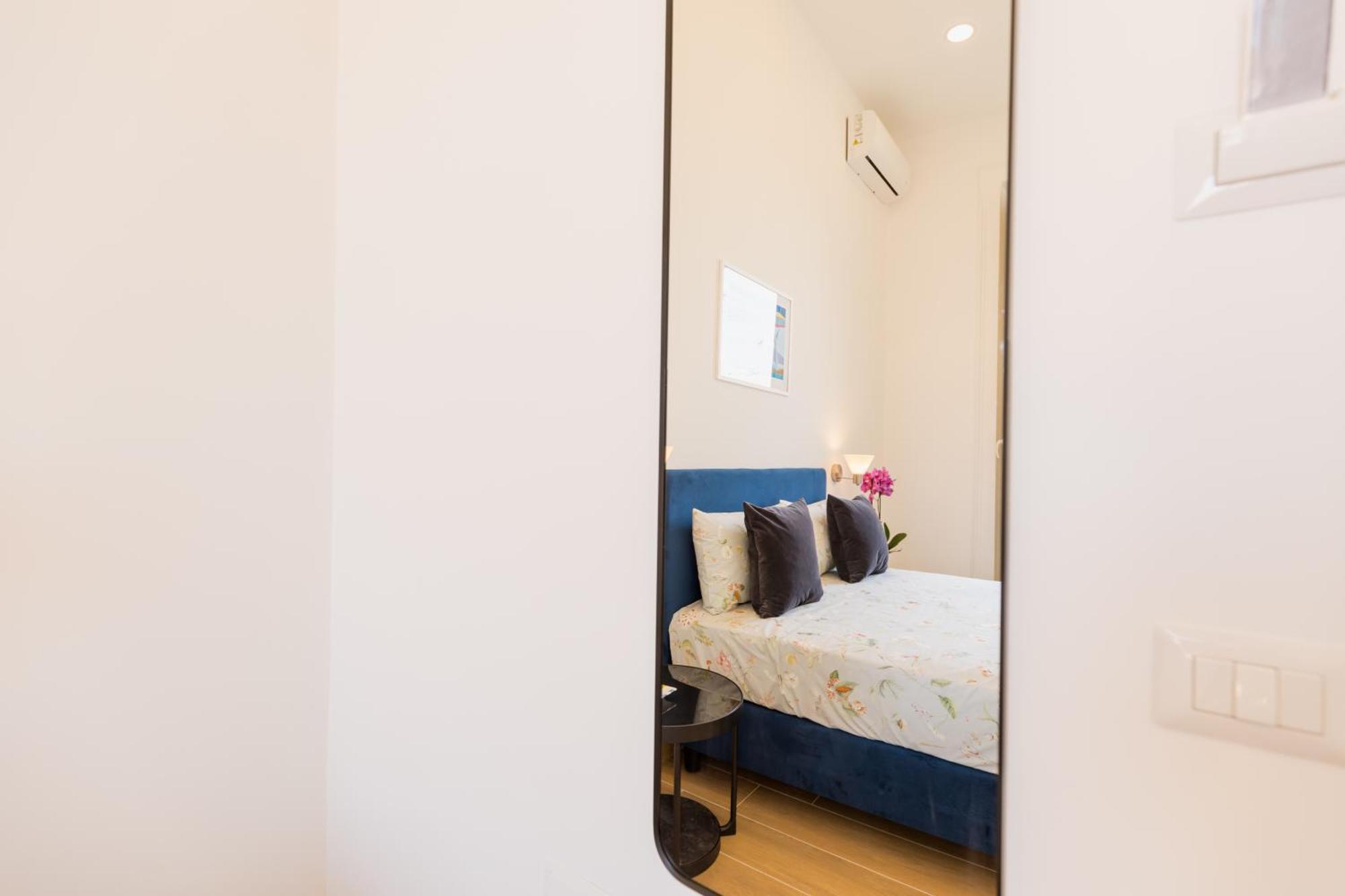 Blu Parthenope Suites Napoli Eksteriør billede