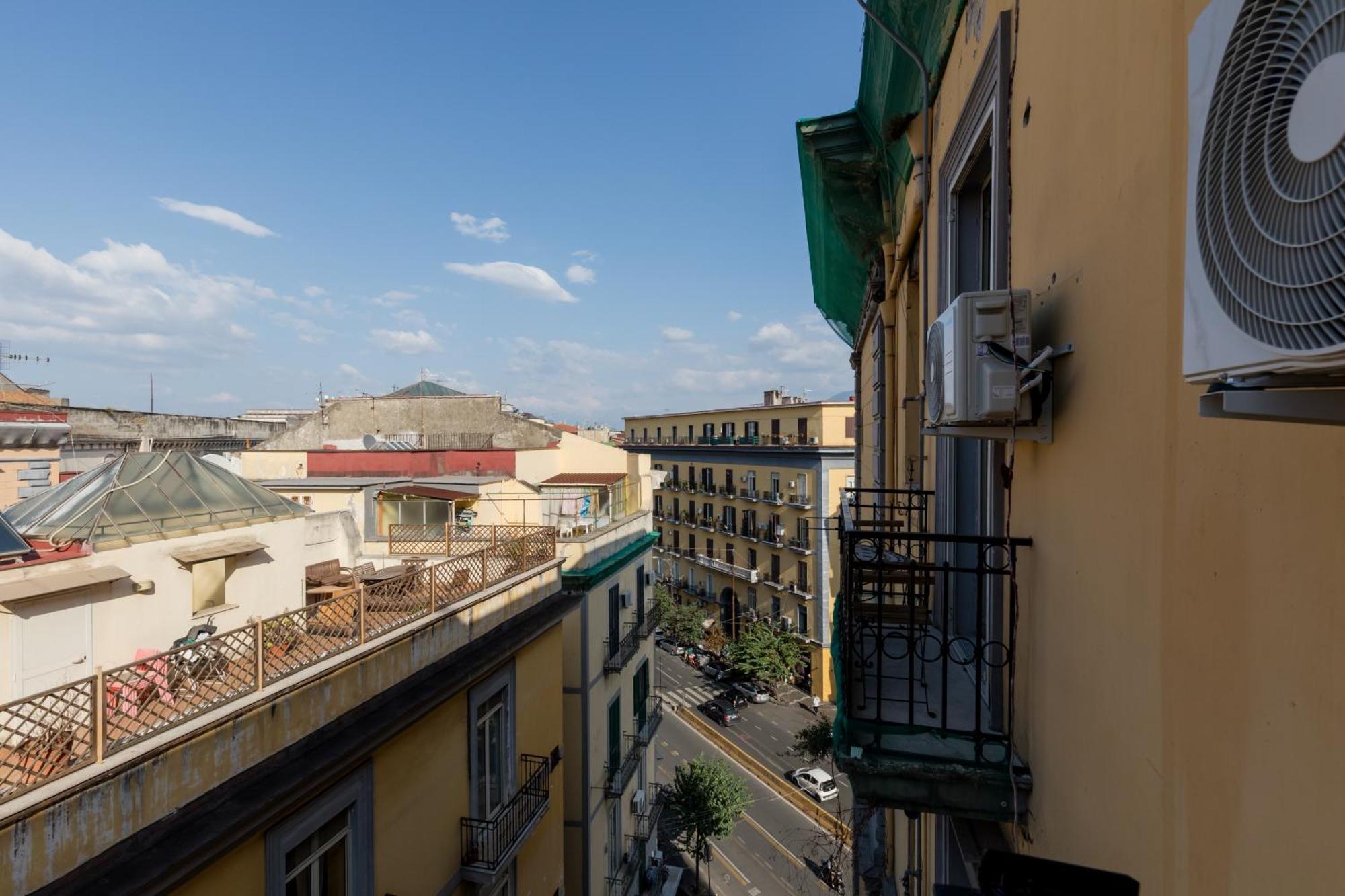 Blu Parthenope Suites Napoli Eksteriør billede