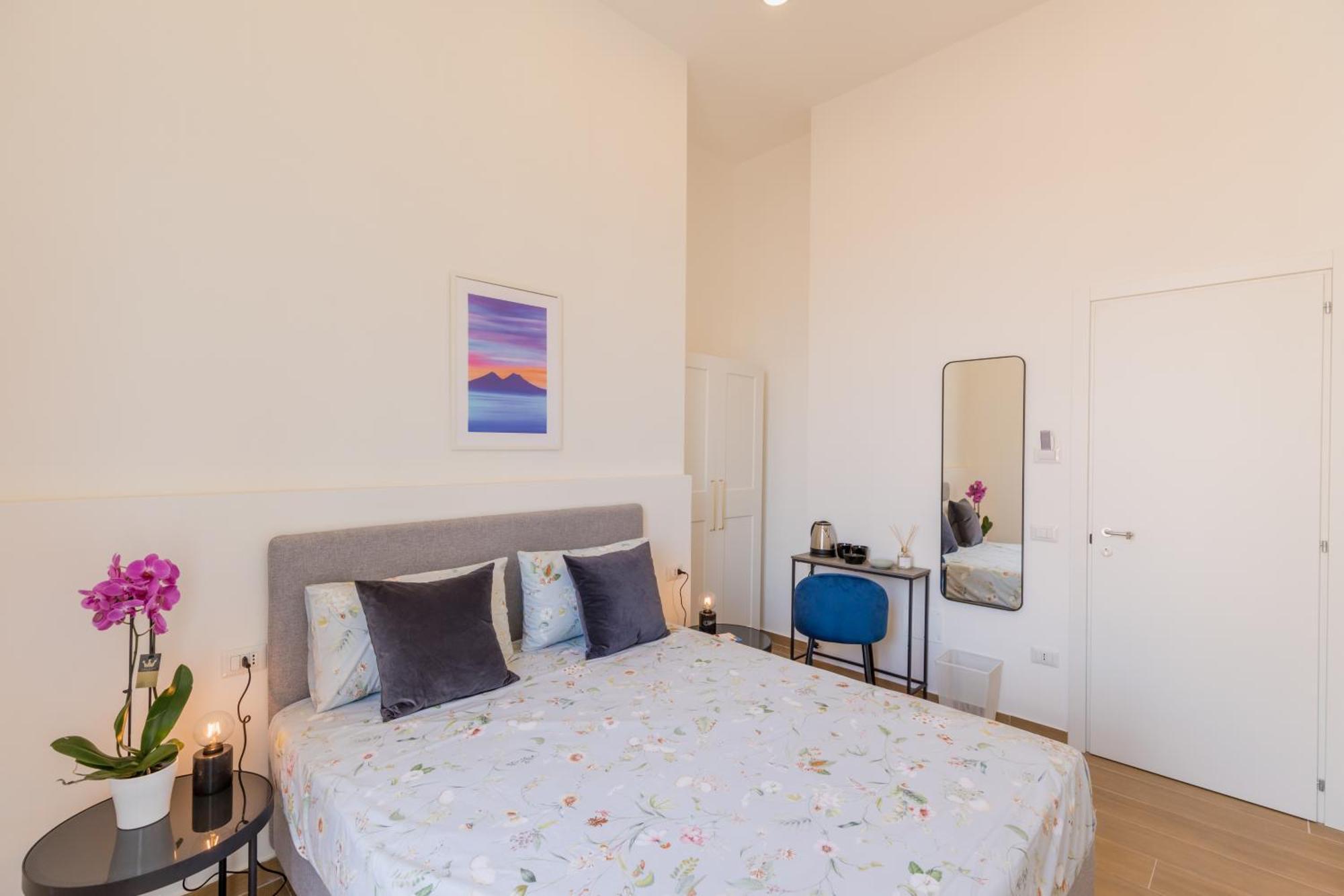 Blu Parthenope Suites Napoli Eksteriør billede
