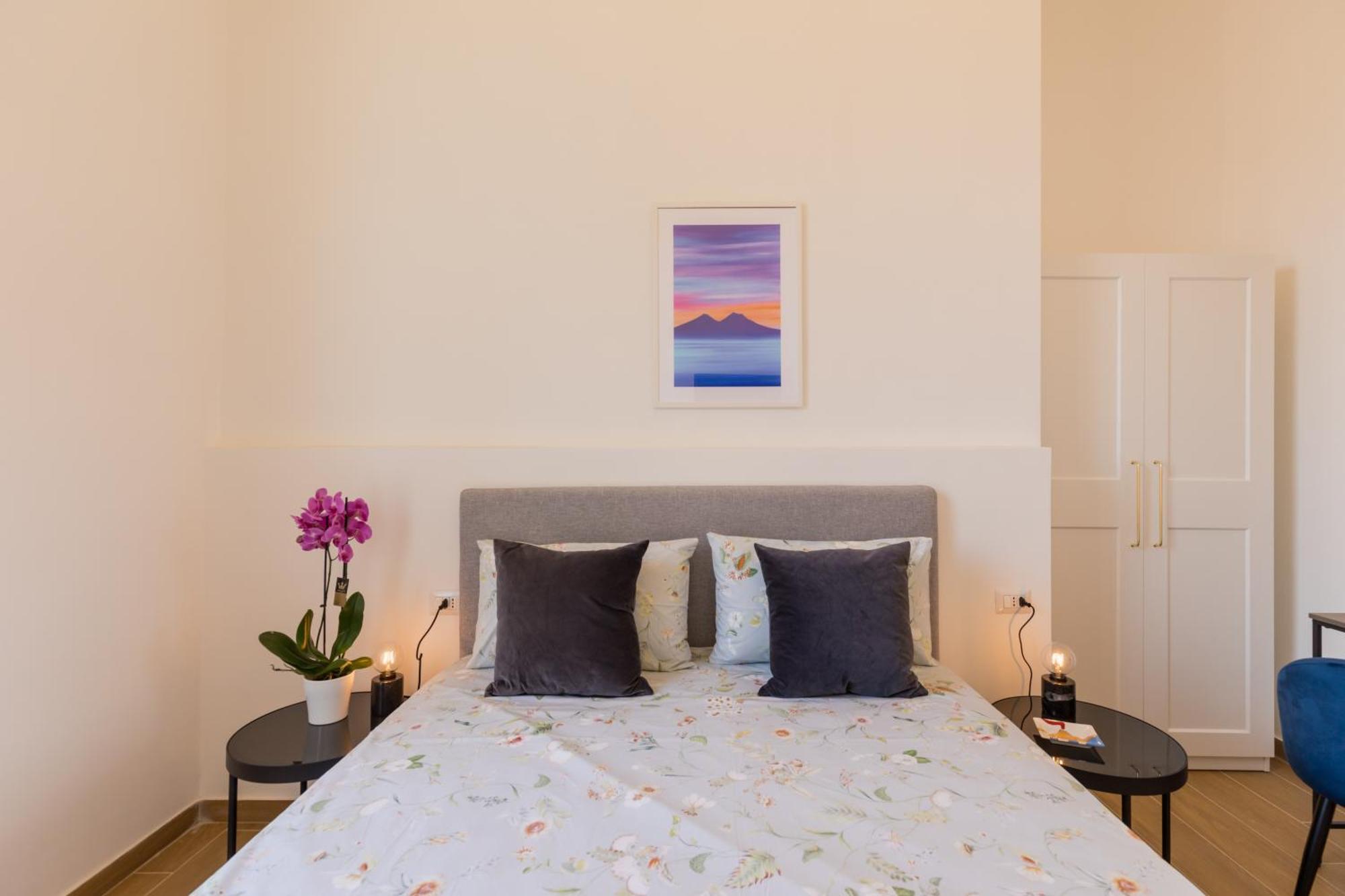 Blu Parthenope Suites Napoli Eksteriør billede