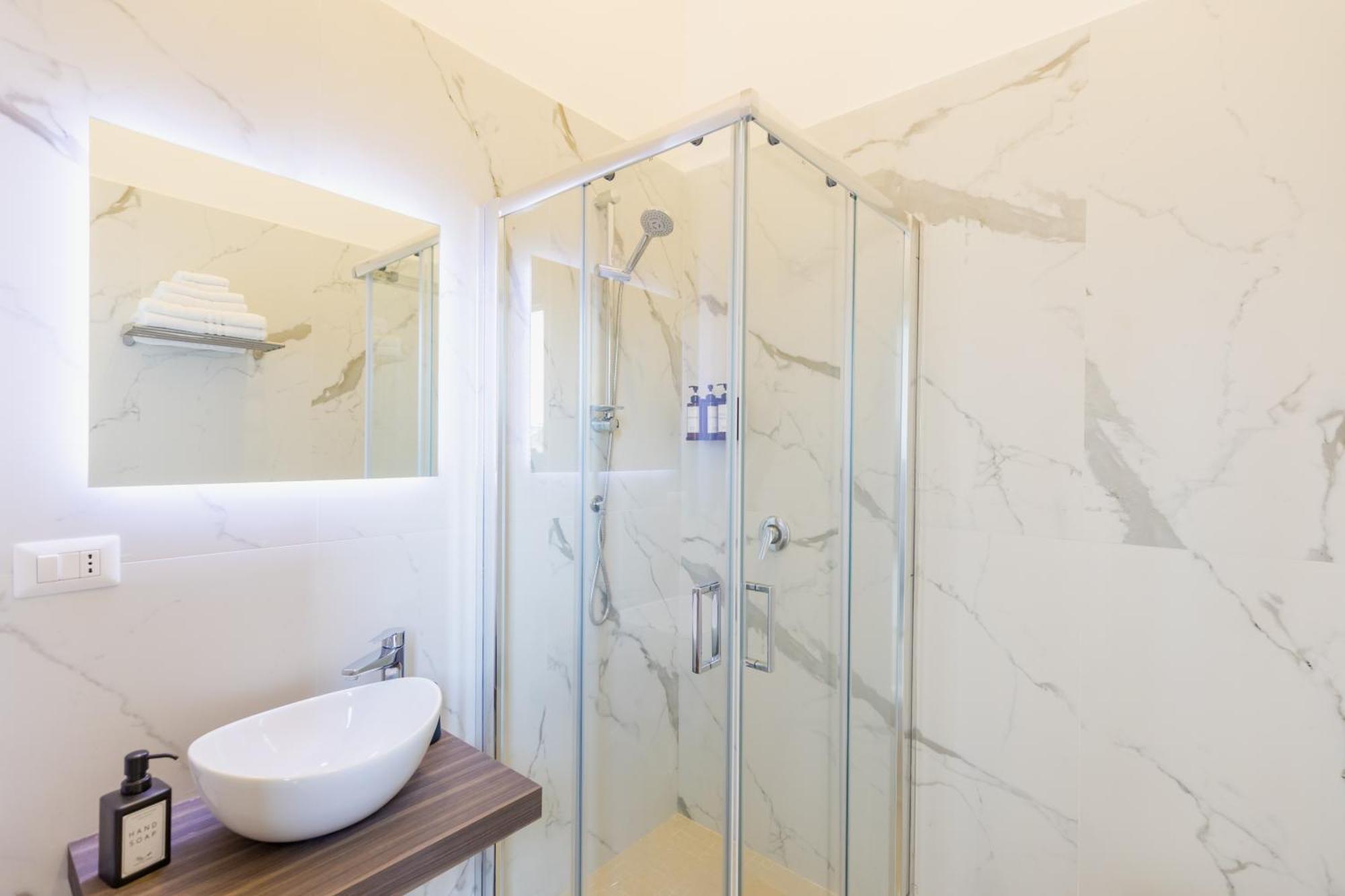 Blu Parthenope Suites Napoli Eksteriør billede