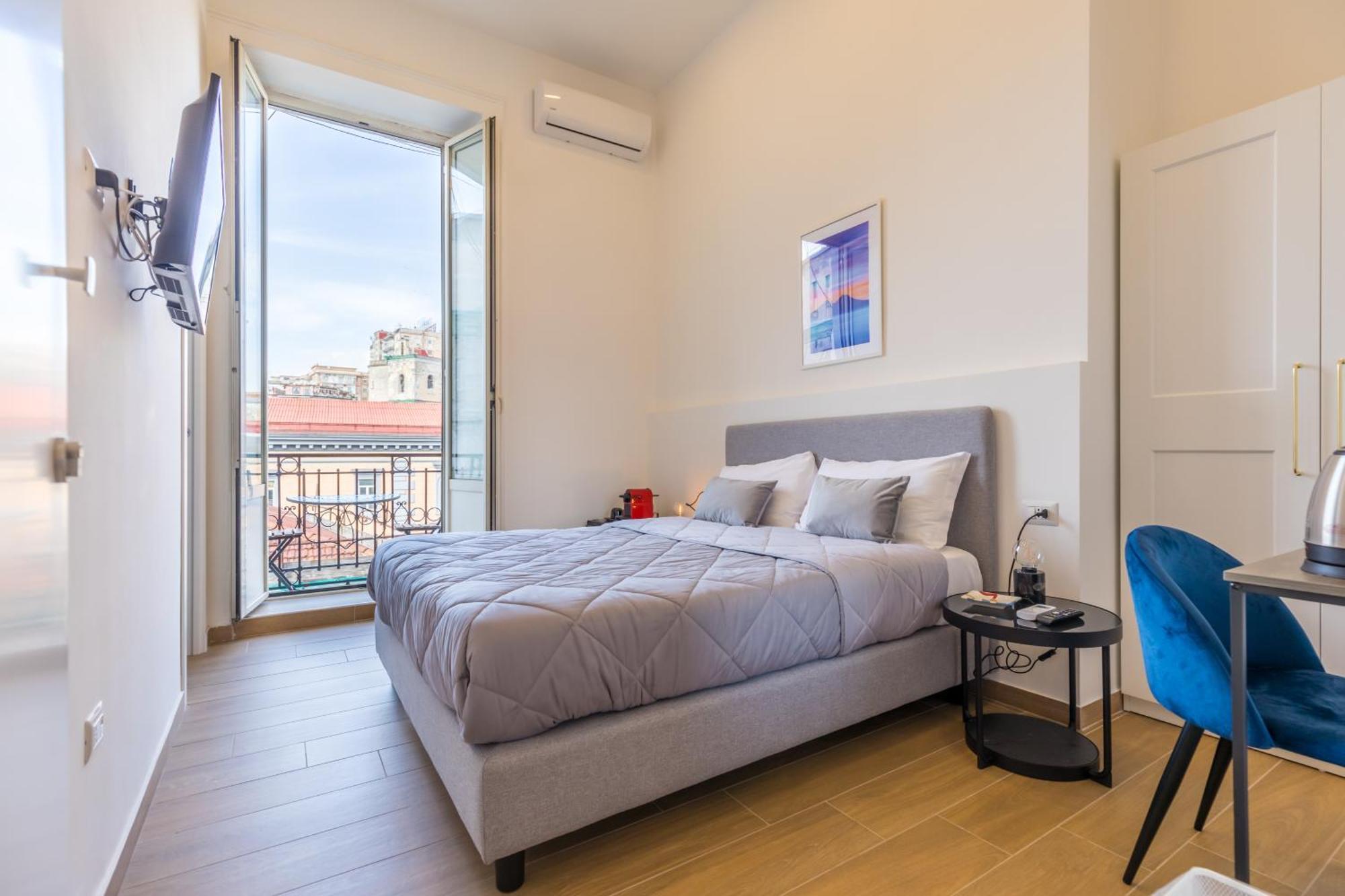 Blu Parthenope Suites Napoli Eksteriør billede