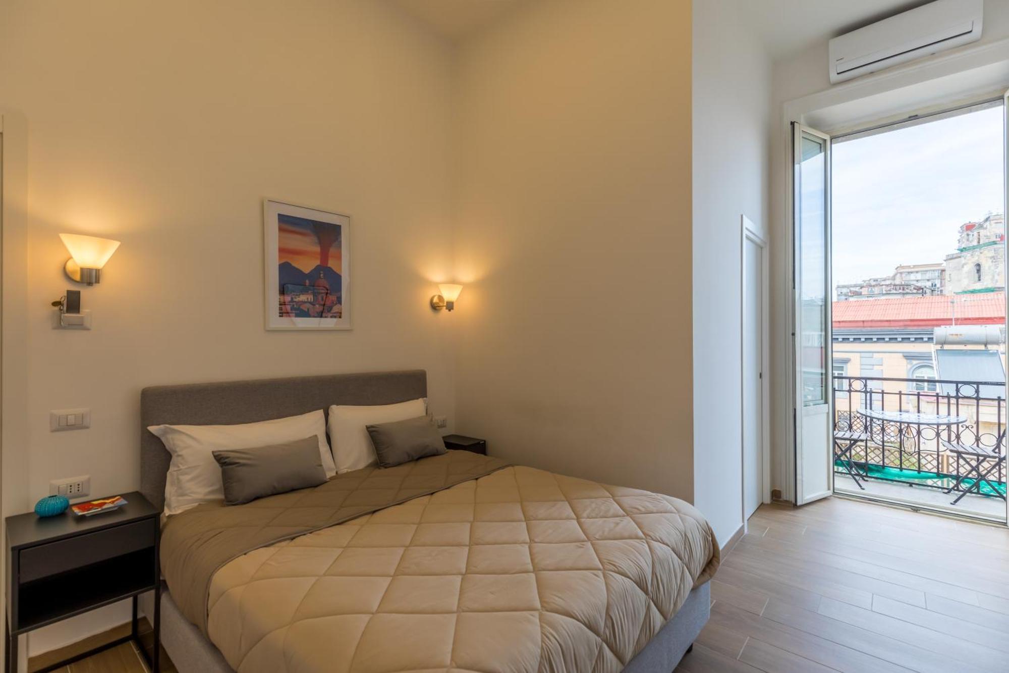 Blu Parthenope Suites Napoli Eksteriør billede