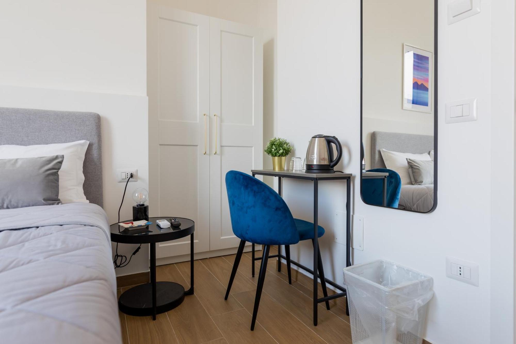 Blu Parthenope Suites Napoli Eksteriør billede